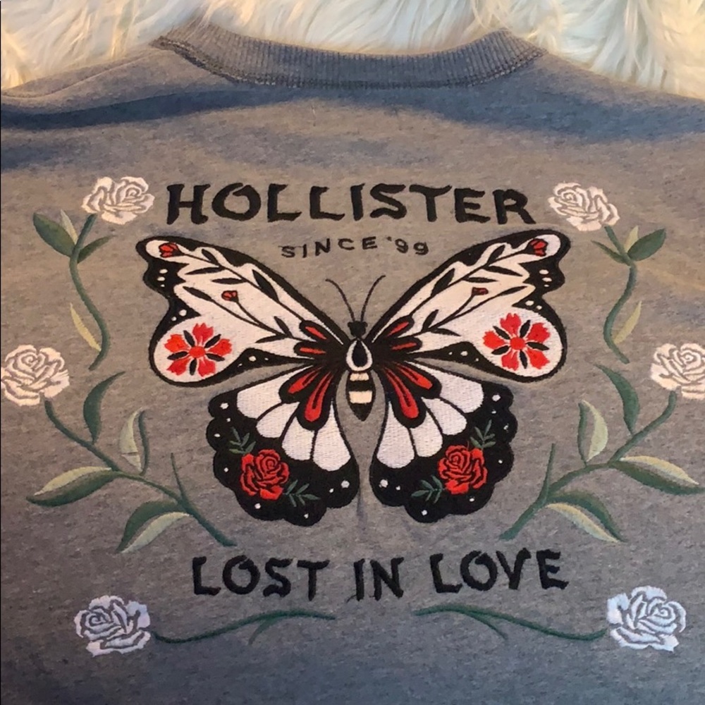 Hollister Sweatshirt - Large